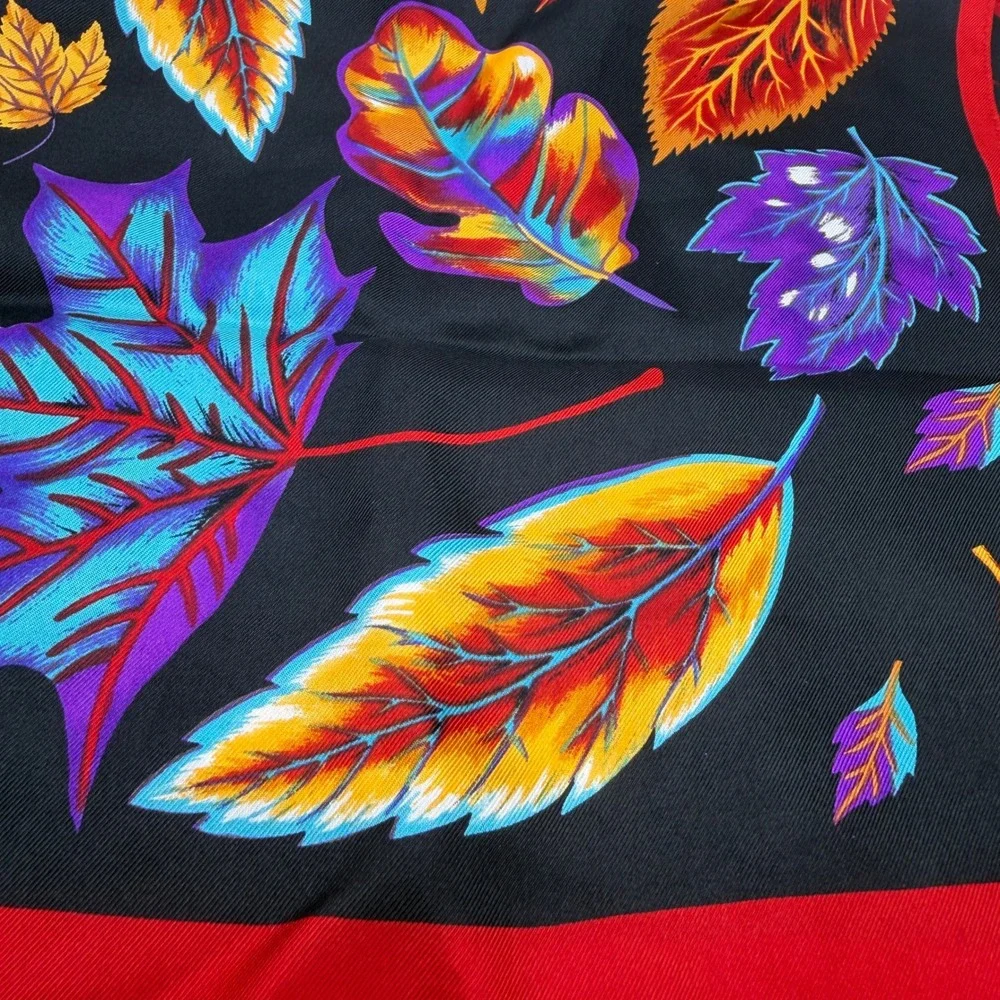 Vintage‎ Fall Leaves Scarf Black Red Border Multicolor Autumn Foliage Oblong